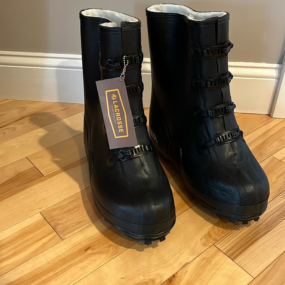 LaCrosse Tracktion Overshoe boots